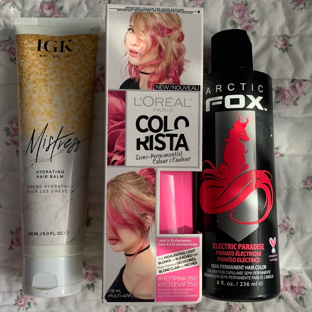 Where’s all my pink hair lovin girls? Bundle